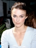 Filename=004~14.jpg
Filesize=106KiB
Dimensions=610x800
Date added=Oct 24, 2009 004~14.jpg