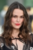keira-knightley-chanel-cruise-collection-2020-in-paris-10.jpg